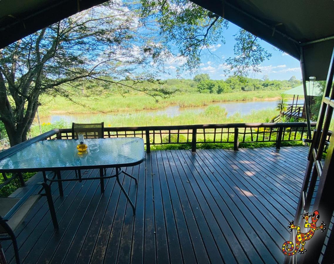 Sabie River Bush Lodge Hazyview Bagian luar foto