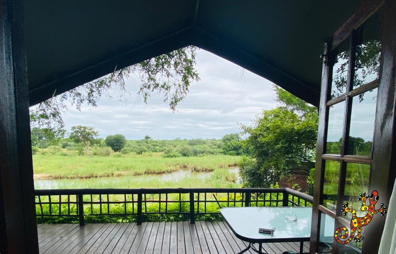 Sabie River Bush Lodge Hazyview Bagian luar foto