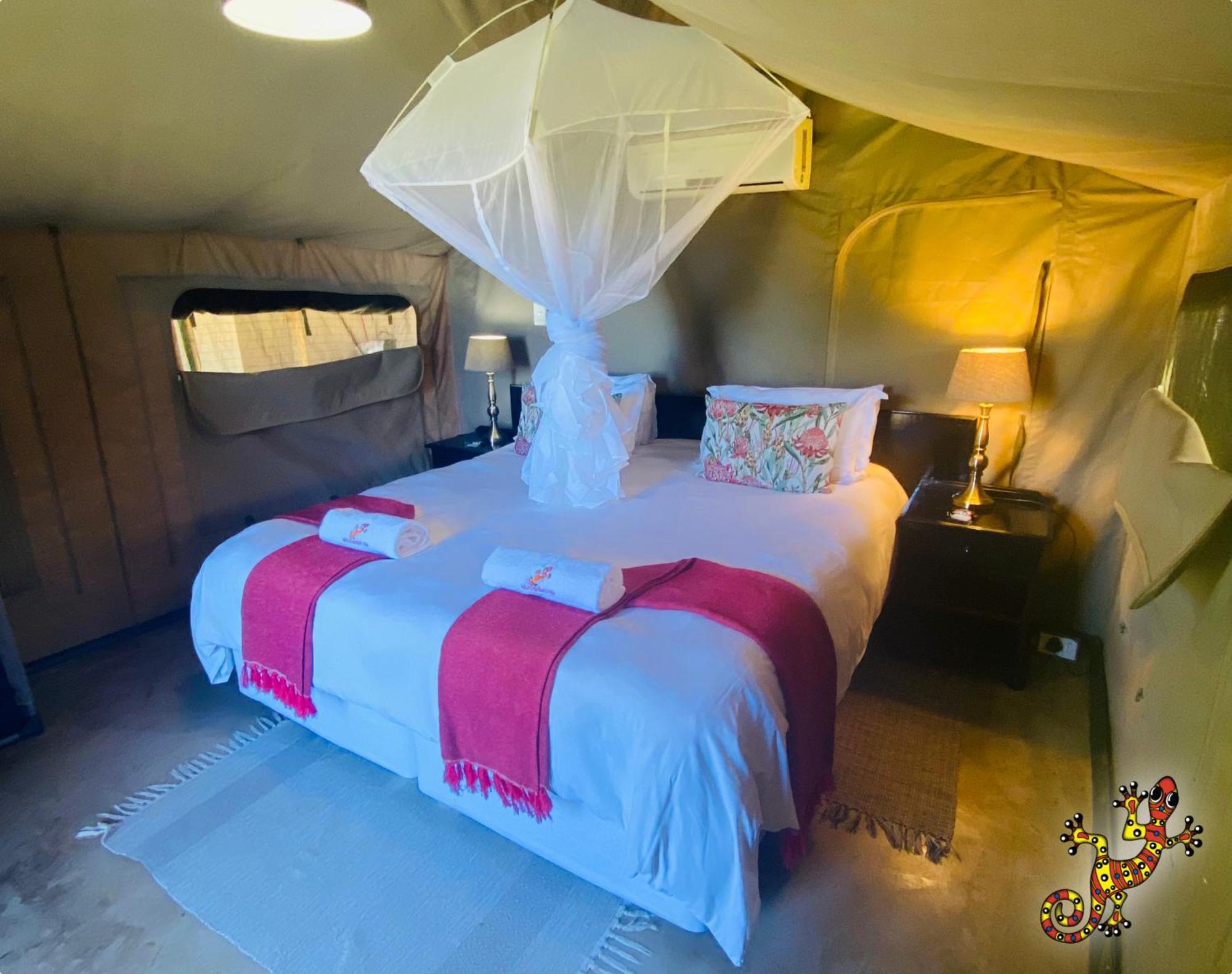 Sabie River Bush Lodge Hazyview Bagian luar foto