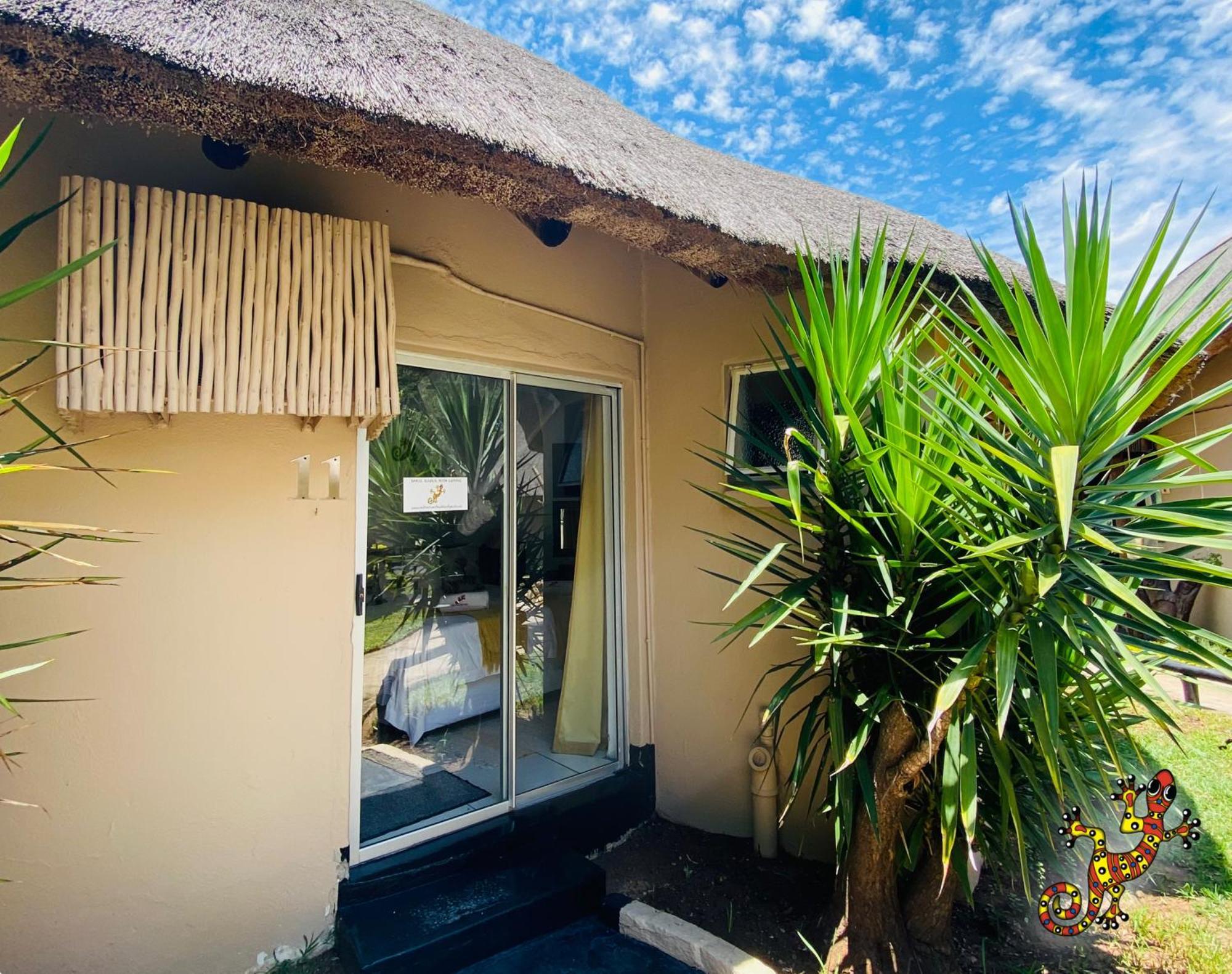 Sabie River Bush Lodge Hazyview Bagian luar foto